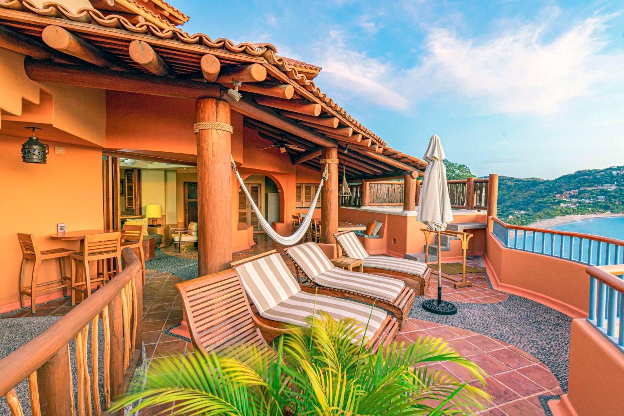 Отель Hilton Grand Vacations Club Сиуатанехо Экстерьер фото