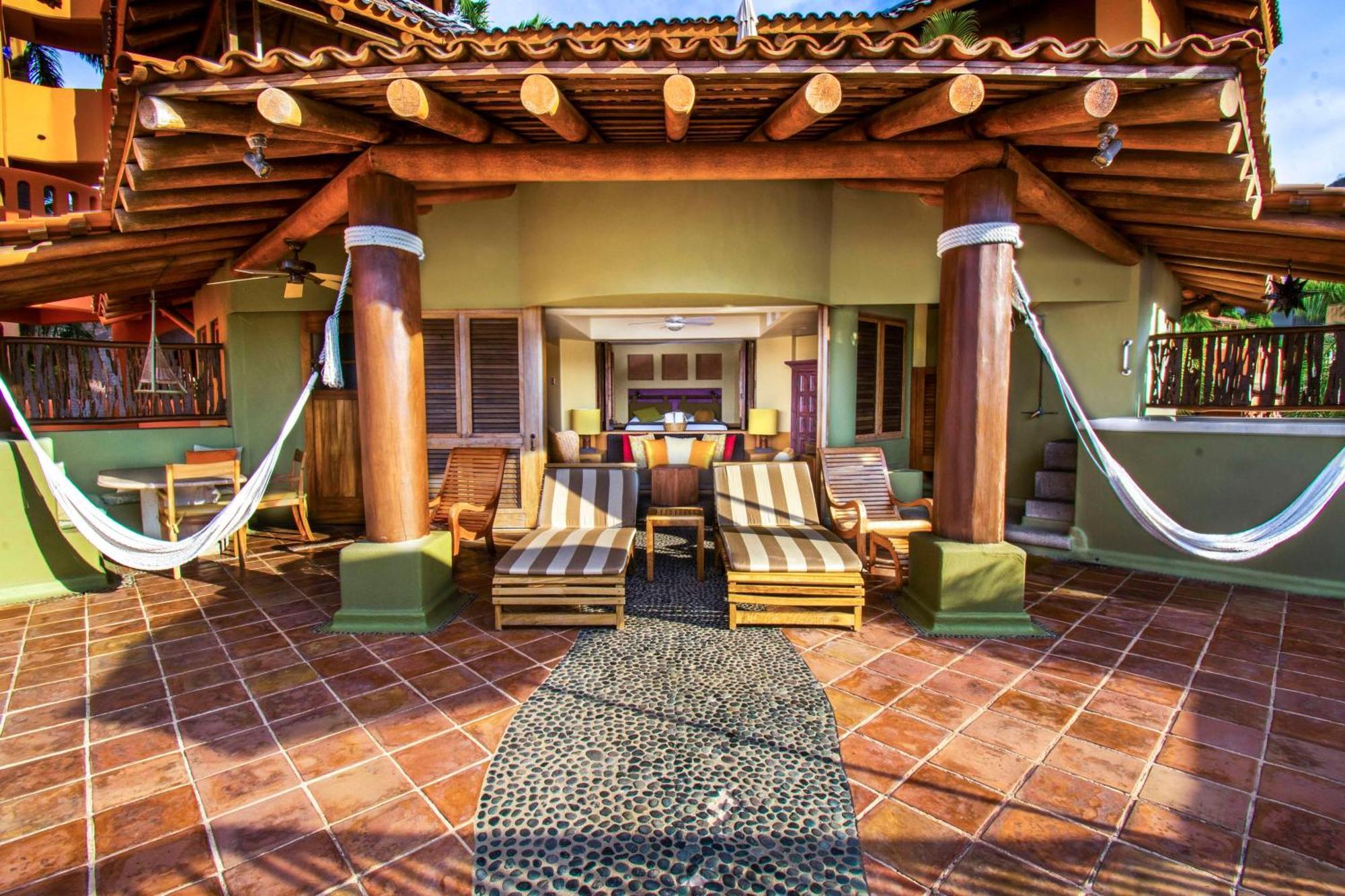 Отель Hilton Grand Vacations Club Сиуатанехо Экстерьер фото