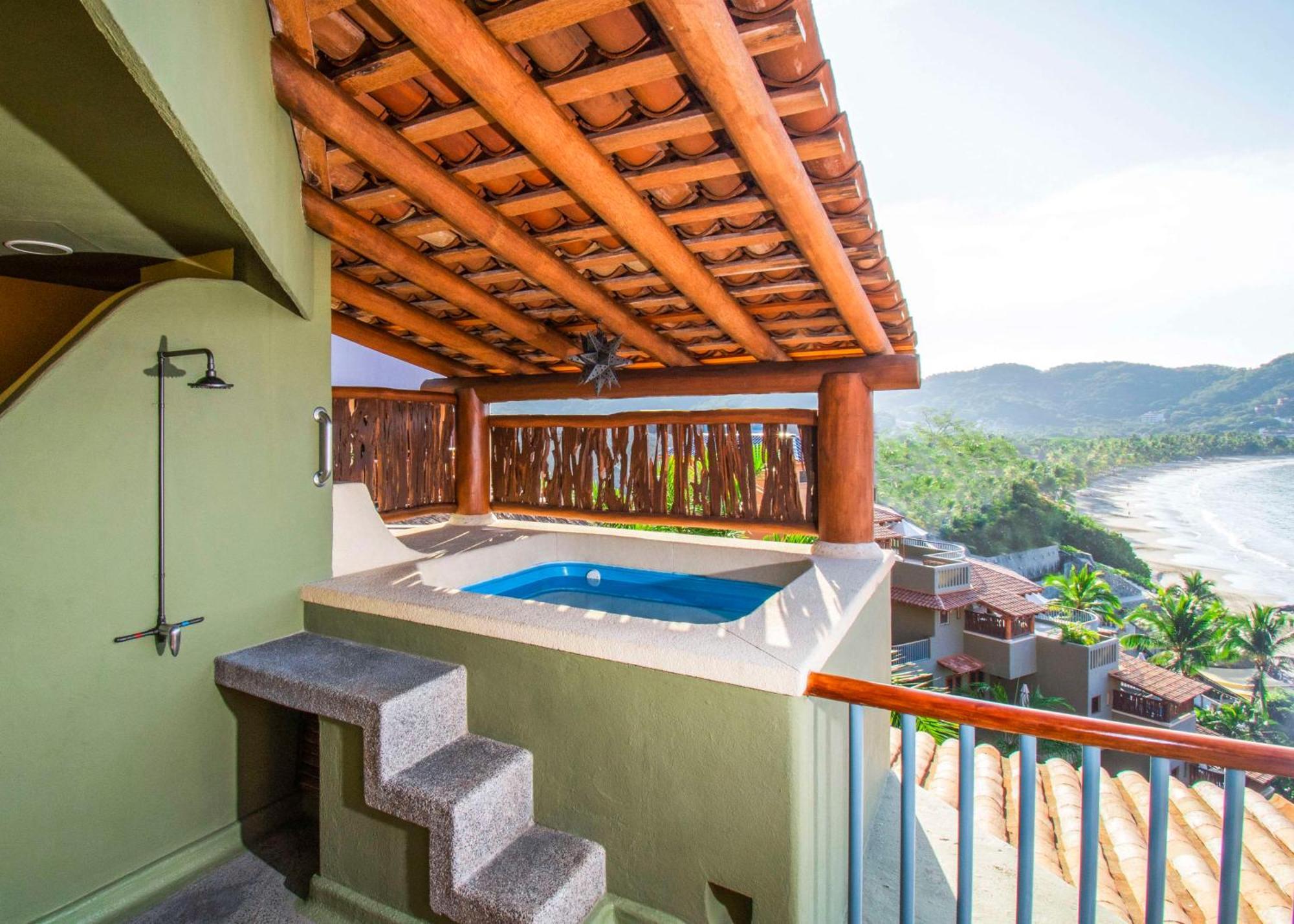Отель Hilton Grand Vacations Club Сиуатанехо Экстерьер фото
